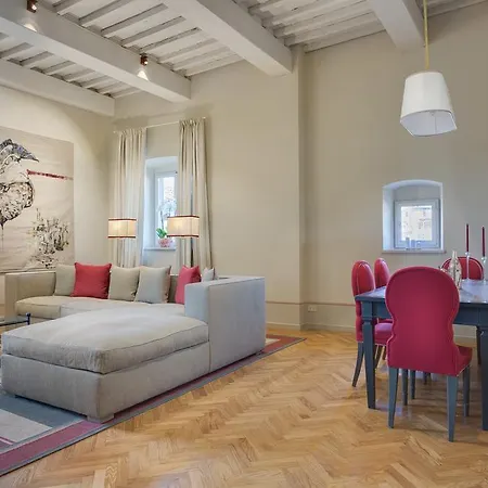Lägenhet Family Palazzo Salviati *