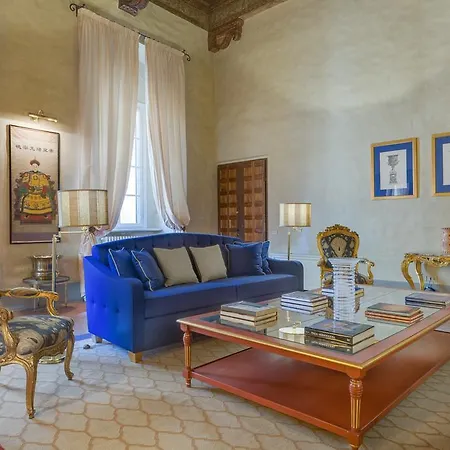 Lägenhet Family Palazzo Salviati