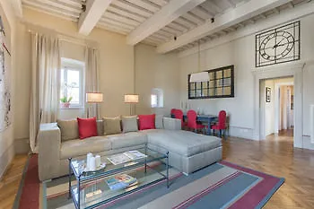 Lägenhet Family Palazzo Salviati *